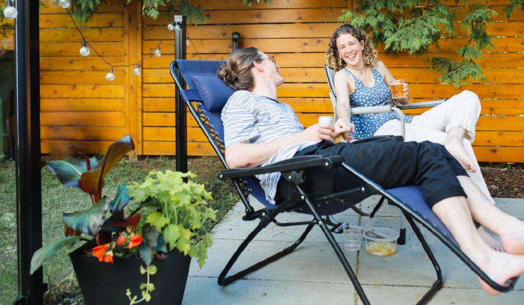 Affordable Ways To Add Extra Outdoor Seating to Your Patio