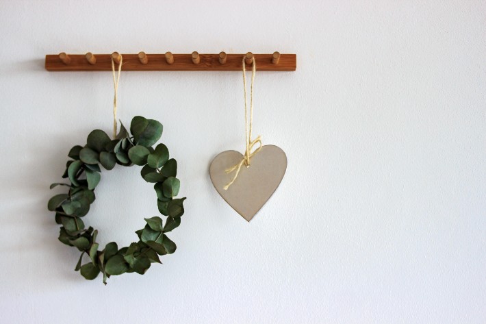 best wreath hangers